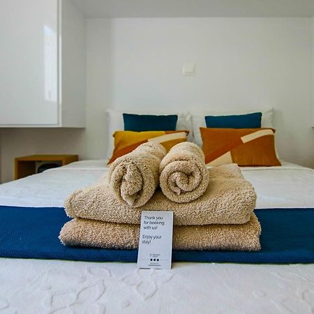 Phaedrus Living: Seaview Gold Flat Lighthouse 48 Apartment Paphos Exterior photo