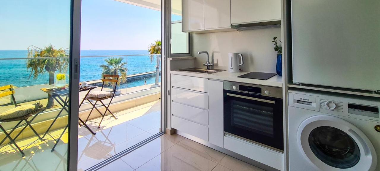 Phaedrus Living: Seaview Gold Flat Lighthouse 48 Apartment Paphos Exterior photo